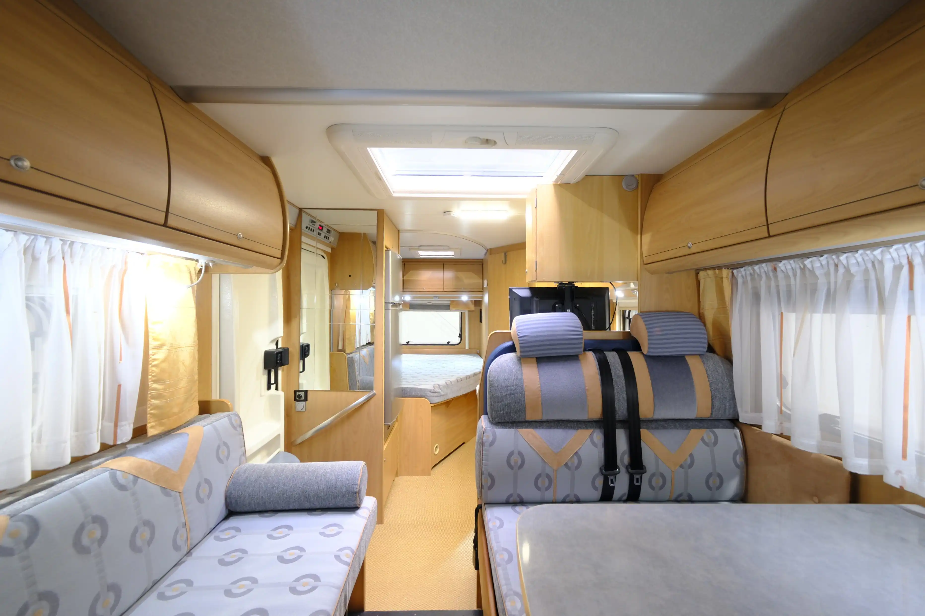 BUERSTNER Delfin T 680  - Ansicht 9